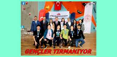 GENÇLER TIRMANIYOR