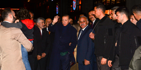 TÜRKİYE YÜZYILI ZAFERİNİ KUTLUYOR