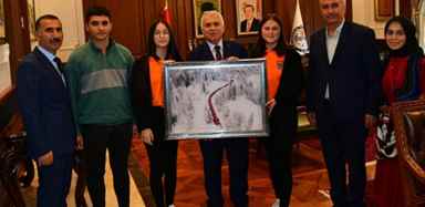 TRABZON ŞALPAZARI EĞİTİM DERNEĞİNDEN VALİ AZİZ YILDIRIM’A ZİYARET
