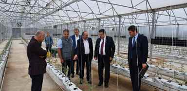 ENGELLİ BİREYLER ‘EN MUTLU KÖY’DE HAYALLERİNİ GERÇEKLEŞTİRECEK