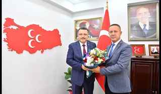 A.METİN GENÇ’TEN MHP’ YE ZİYARET