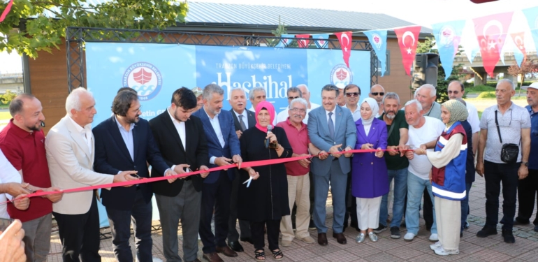 EMEKLİLERE YAPILAN HİZMETLER UNUTULAMAZ