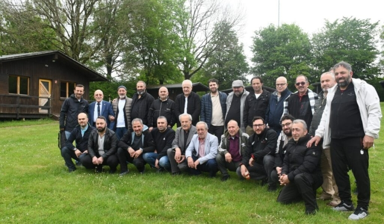 Avrupa’da Çaykara Kültürü Yaşatılıyor  Avrupa’da Çaykara Kültürü yaşatılıyor, Taşkıran ve Çevre Birliği 27. Yıl Dönümünü Kutlamaya Hazırlanıyor